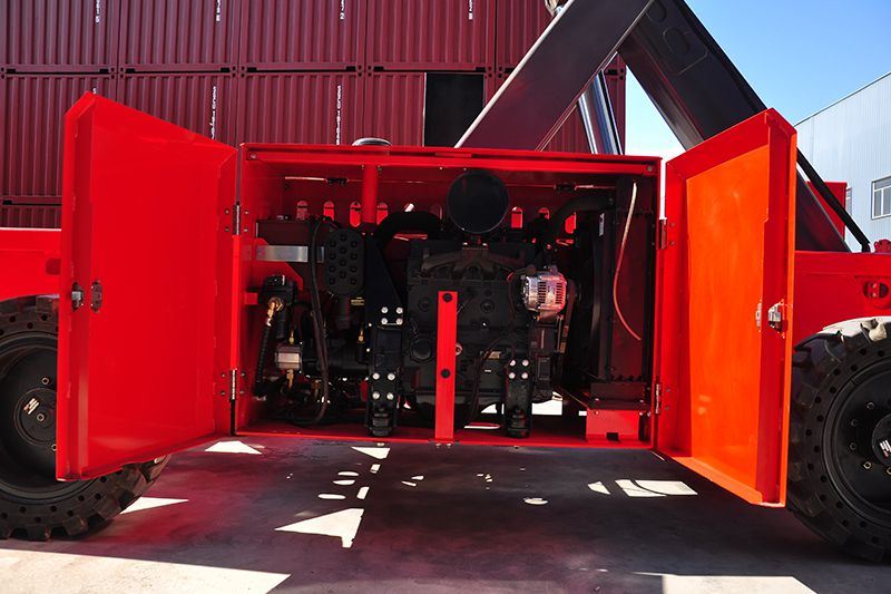 自行越野式剪叉型高空作業(yè)平臺,XDW系列